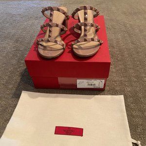 Valentino Rockstud Block Heel Slide Sandals (size 36/6)